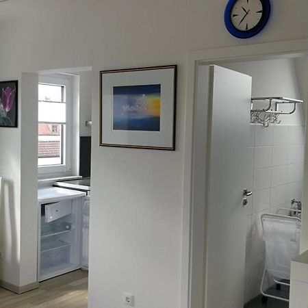 Muenchen Waldperlach Ruhig Und Sehr Schoene Wohnung Buitenkant foto