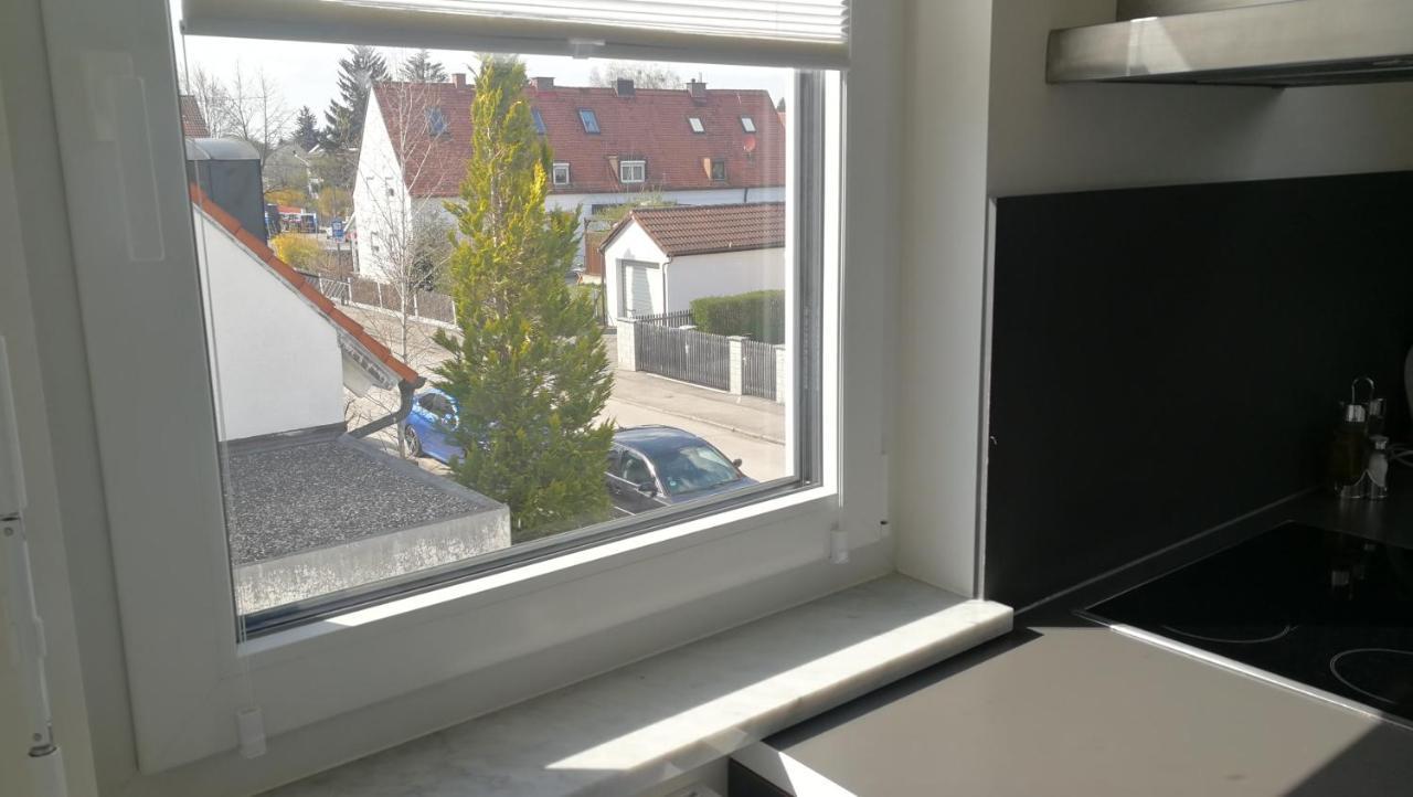 Muenchen Waldperlach Ruhig Und Sehr Schoene Wohnung Buitenkant foto